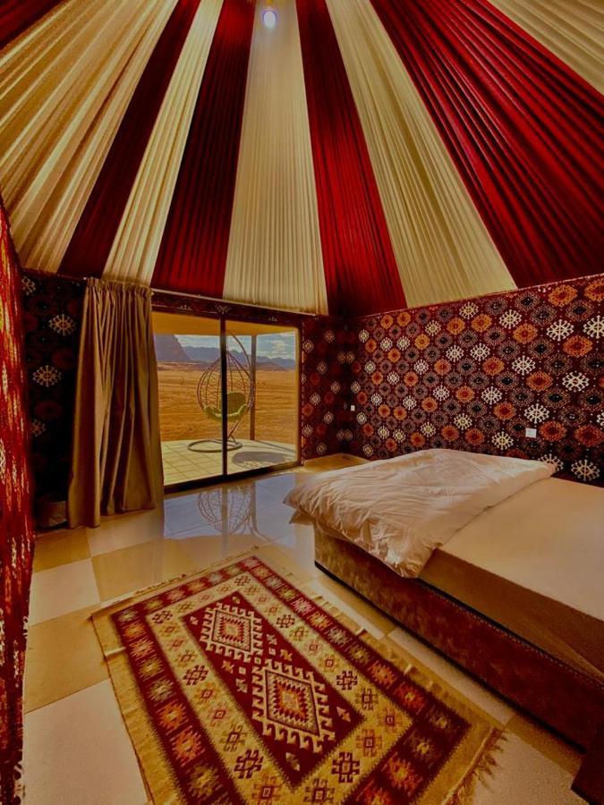 W Camp Wadi Rum Exteriör bild